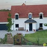 Les Du Ried Villa *