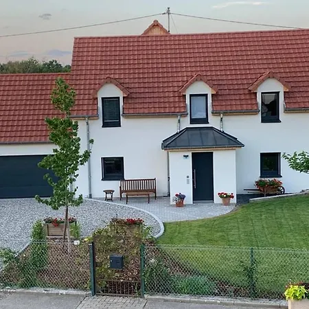 Les Du Ried Villa *